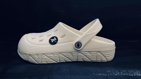 unisex clogs